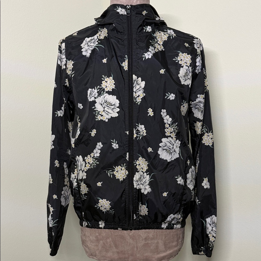Black Floral Betsy Johnson Women's Windbreaker
